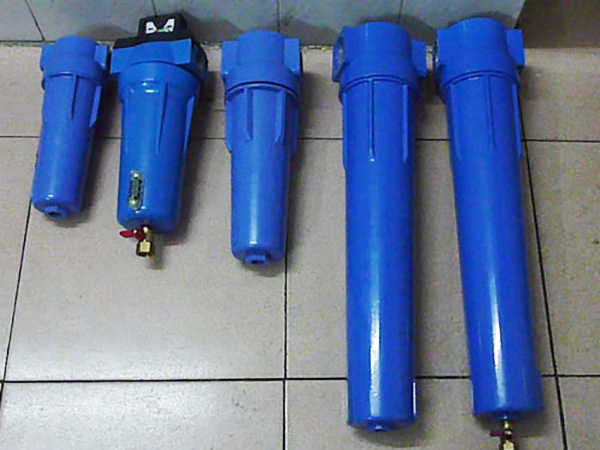 精密过滤器关键取决于滤芯结构